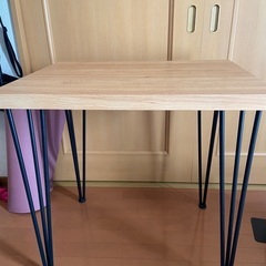 【無料】ダイニングテーブルの画像