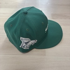 シュプリーム ニューエラの画像