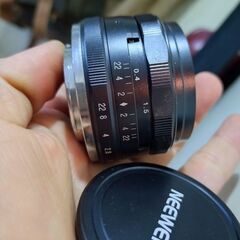 新品級 NEEWER F1.7 35mm ＊FXマウントの画像