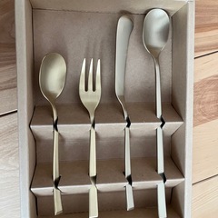 NICOTTE(ニコット)カトラリーセットの画像