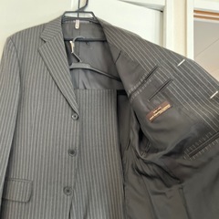 メンズシングルスーツの画像