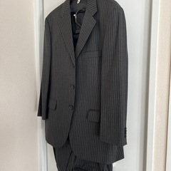 メンズシングルスーツの画像