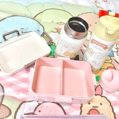 【10点】すみっコぐらし弁当箱水筒などグッズまとめ売りの画像