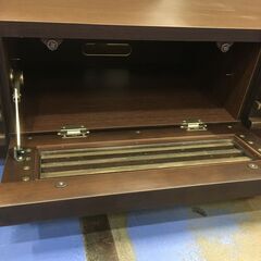 ★リユースのサカイ横浜南店★YM1706  テレビ台 ブラウン W150×D41×H27 クリーニング済みの画像