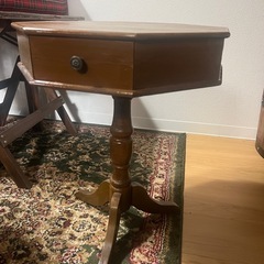 salut! 【Halloween market】オクタゴンテーブルの画像