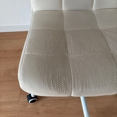 キャスター付き　椅子　チェアの画像