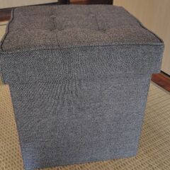 収納付き折りたたみスツール9 個の画像