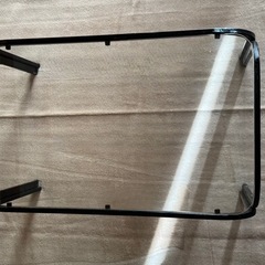 ガラステーブルの画像