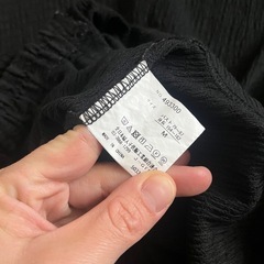 しまむら✨完売人気✨肩フリル✨ゆったりサロペット✨SNS人気✨の画像