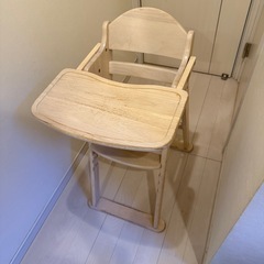 ☆無料☆ カトージ 木製ハイチェア CENA ステップ切り替え ナチュラル の画像