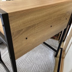 ライティングデスクの画像