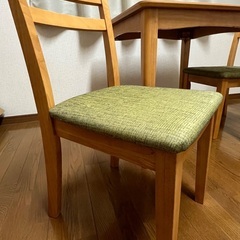 ダイニングテーブル3点セットの画像