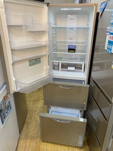 12/25値下げしました！?HITACHI  ファミリー冷蔵庫 ? 375L  ３ドア R-S38JVL 2018年式 日立 左開き 