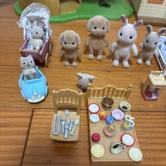 シルバニア ファミリー　お家　セット　まとめ　人形　お家　家具　の画像