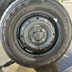 軽バンタイヤホイールの画像