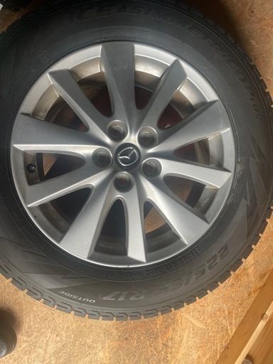CX-5 バリ山ピレリースタッドレス　マツダ純正