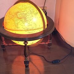 地球儀　アンティーク　照明付き　の画像