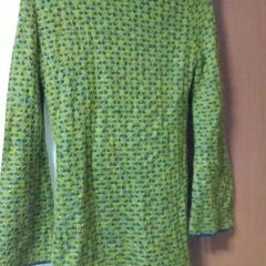 100円。日本製　ウール混　コートにもなるカーディガン　えり取り外し可能　洗濯済み　Mサイズ　多少伸縮性あり。大森駅改札口アトレ側まで、これる方、日曜日。よろしくお願いいたします。ほかにも無料のお品たくさん出品中です。の画像