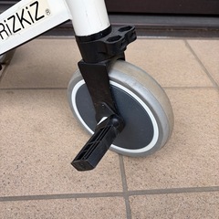 折りたたみ三輪車の画像