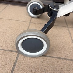 折りたたみ三輪車の画像