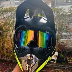 フルフェイスヘルメットの画像