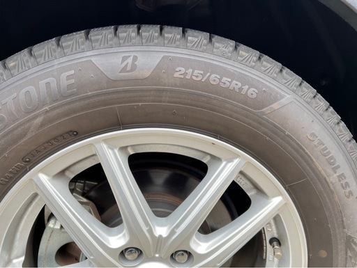 スタッドレスタイヤ ブリヂストン　VRX3(4本セット、中古 アルミホイール付き)