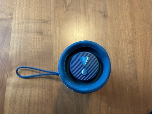 JBL フリップ6 Bluetoothスピーカー
(使用時間2時間程度)