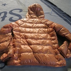 本日限定！最終お値下げ！UNIQLO フード付 ダウンジャケット サイズL オレンジ　お値段交渉OKです♡の画像