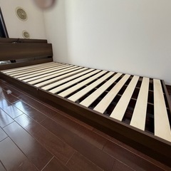 【本日〜明日優先】ベッドフレーム 値下げ1000円｜早い者勝ちの画像