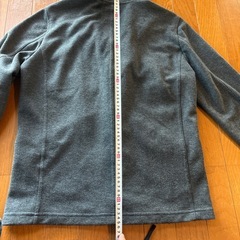 メンズMサイズ　パーカーの画像