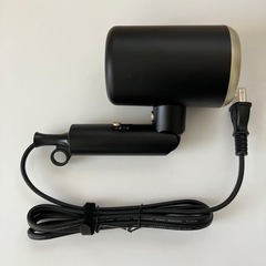 未開封 ドライヤー 1400W 大風量速乾 高濃度マイナスイオン 折り畳式の画像