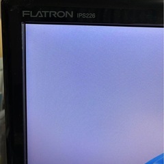 【お譲り先決定】パソコンモニターとモニターアームセットの画像