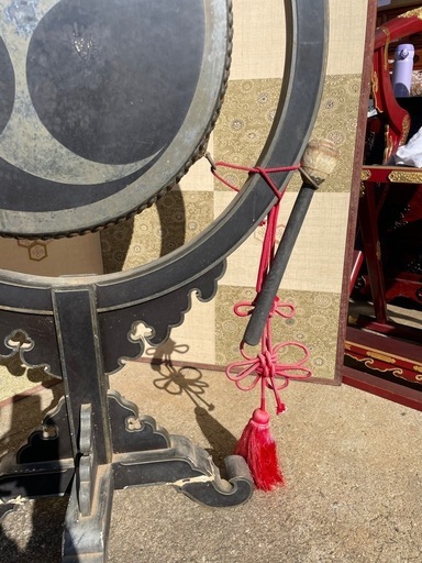太鼓正製 雅楽 火焔太鼓 毛彫金具 割引 寺院仏具 鳴物 仏教美術 撥房付