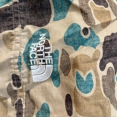 THE NORTH FACE　カモフラージュ　ジャケット　キッズ130の画像