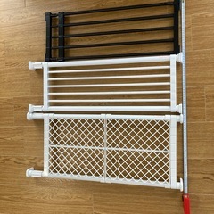 突っ張りラック　三点セットの画像