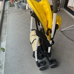 アップリカ軽量ベビーカーの画像