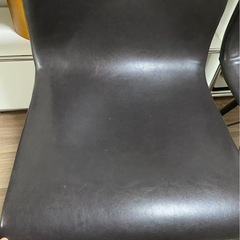 レザーチェアの画像