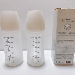 moYUUm モユム シリコンコーティングガラス哺乳瓶（240ml） 2セットの画像
