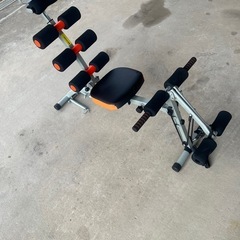 トレーニングマシーンの画像