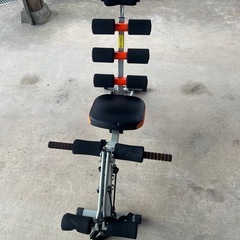 トレーニングマシーンの画像