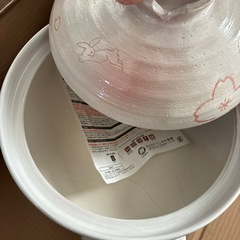 土鍋5〜6人用　ガス火専用　桜うさぎ　10号の画像