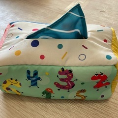 布製 ティッシュケース おもちゃ 知育玩具 数字 カラフルの画像