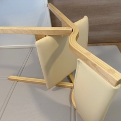 【ほぼ新品のような美品】折りたたみチェア【折りたたみ時厚さ13cm】の画像