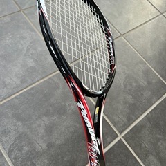 軟式用テニスラケットとケースのセットの画像