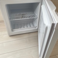 ミニ冷凍庫の画像