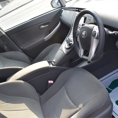 ★信用回復ローン★トヨタ　プリウス★🌈社外ナビ🌈ステアリングスイッチ🌈の画像