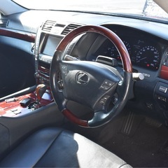 ★信用回復ローン★レクサスLS★　🌈バックカメラ🌈ドラレコ🌈サンルーフ🌈フルエアロ🌈の画像