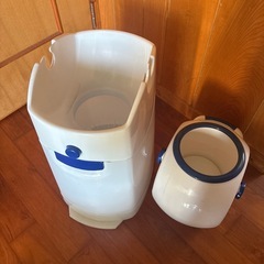 おむつゴミ箱の画像