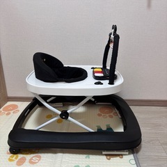 カトージ ミッキーマウス ベビーウォーカー
　歩行器の画像