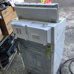 ２０１８年製　シャープ SHARP タテ型洗濯乾燥機(5.5kg) ゴールド系 ES-TX5B-Nの画像